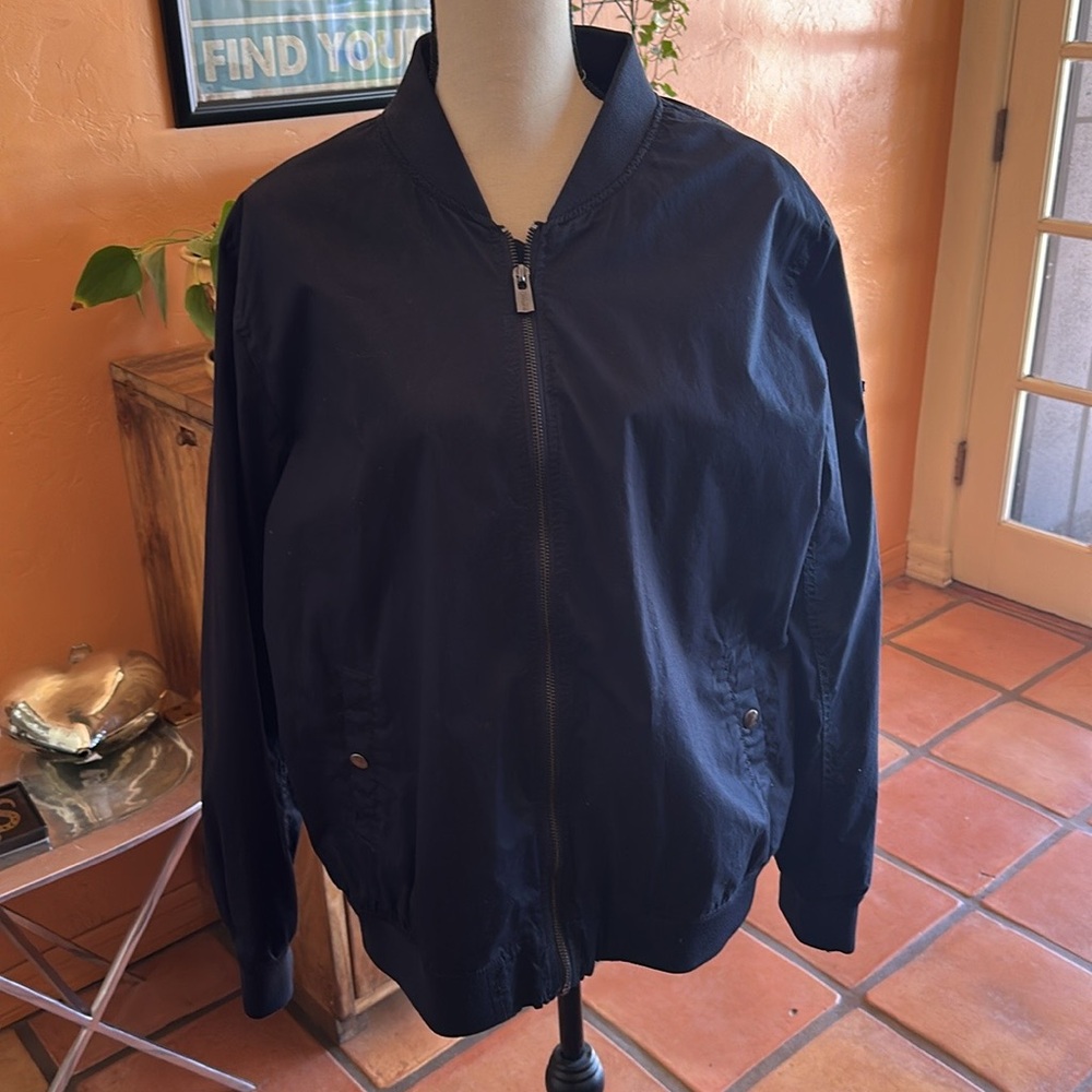 Light weight Buffalo David Bitton Men's Size xl navy blue Zip bomber Jacket